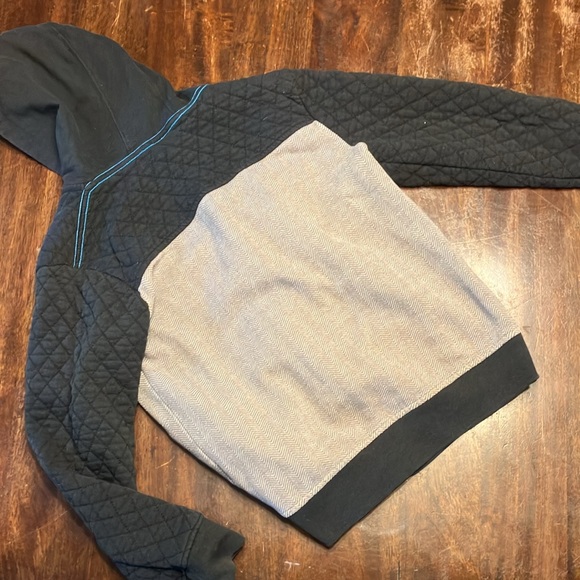 Shaun White snowboard sweatshirt boys 8-10 medium - Picture 5 of 5